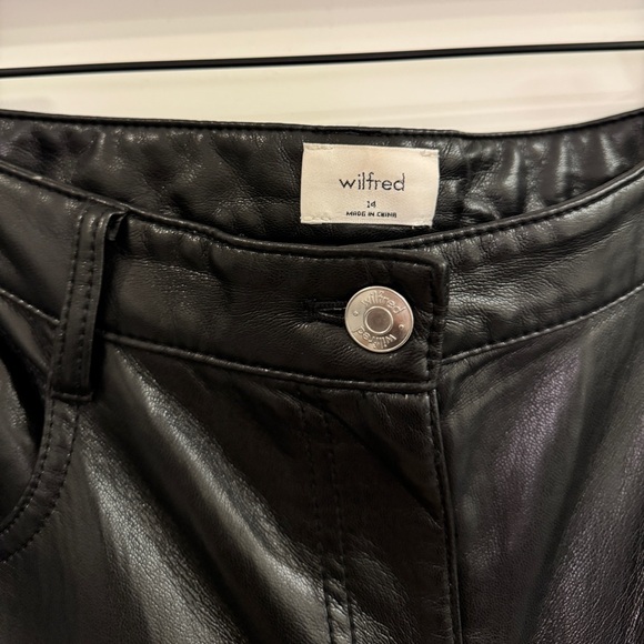 Aritzia Wilfred Melina High-waisted Vegan Leather pants size 14 - Picture 4 of 16